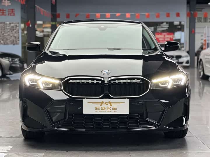 BMW 3 Series 2024 325Li M Sport Night Package - zdjęcie 11