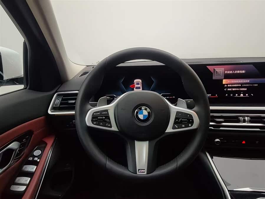 BMW 3 Series 2024 325Li M Sport - zdjęcie 16