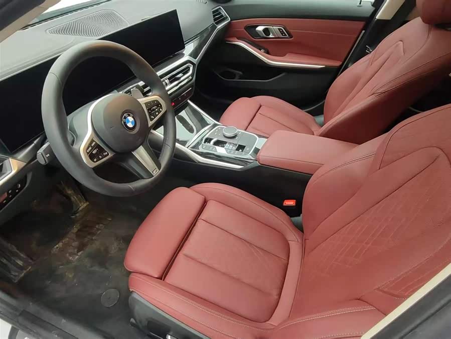 BMW 3 Series 2024 325Li M Sport - zdjęcie 8