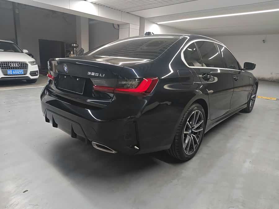 BMW 3 Series 2025 325Li M Sport Package - zdjęcie 13