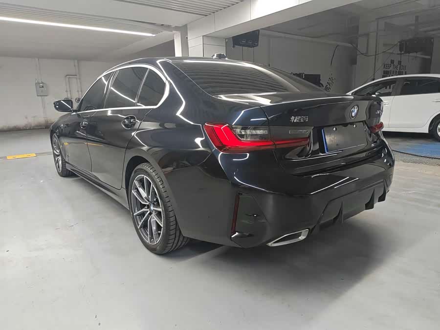 BMW 3 Series 2025 325Li M Sport Package - zdjęcie 15