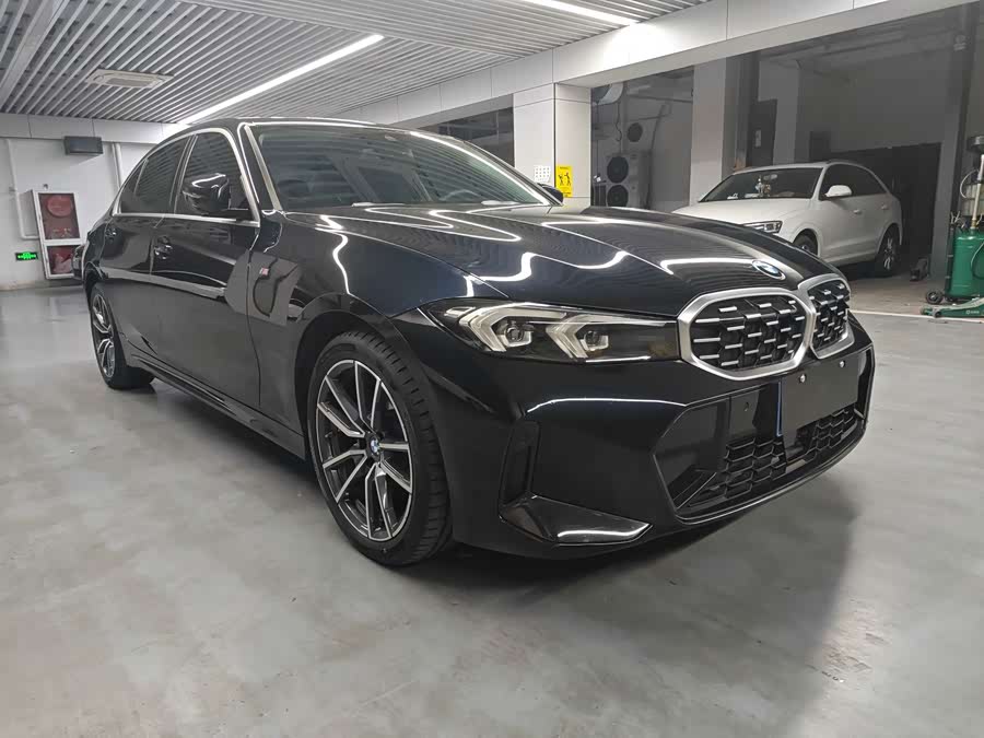 BMW 3 Series 2025 325Li M Sport Package - zdjęcie 3