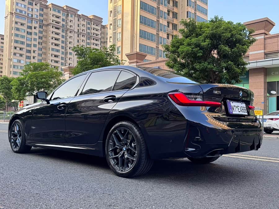 BMW 3 Series 2025 330Li M Sport Night Package - zdjęcie 5