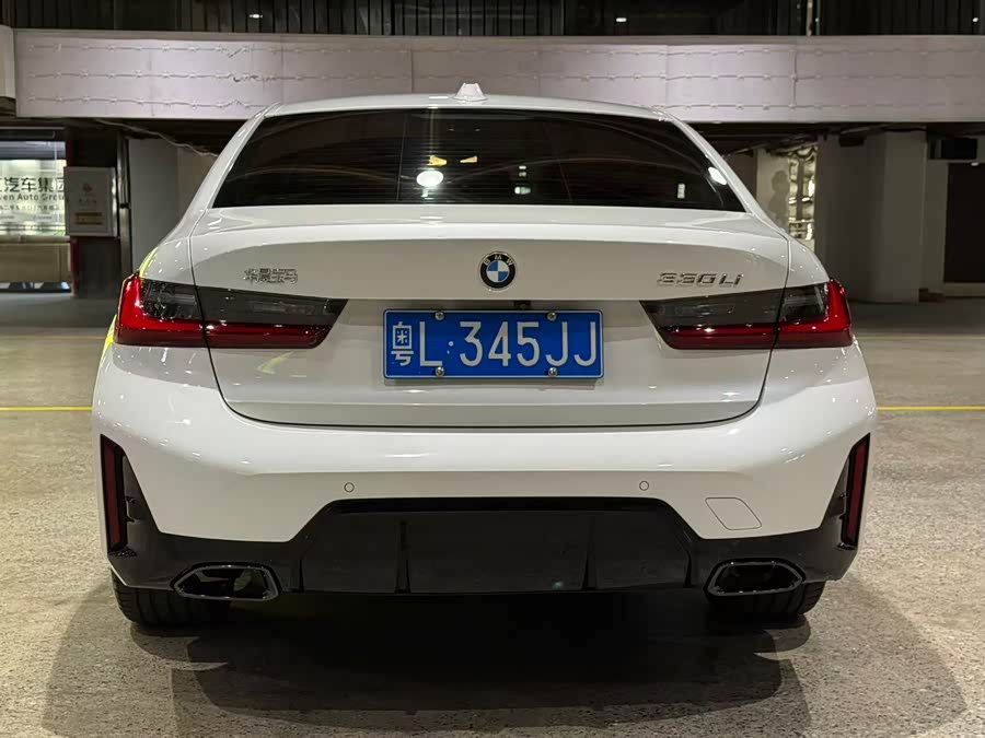 BMW 3 Series 2025 330Li M Sport Night Package - zdjęcie 8