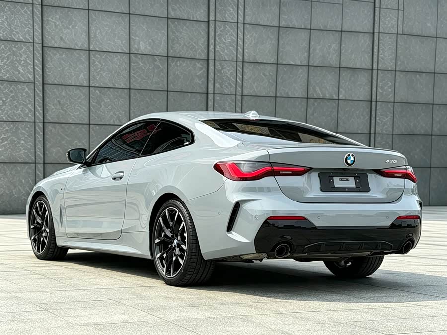 BMW 4 Series 2026 430i M Sport Night Package - zdjęcie 17