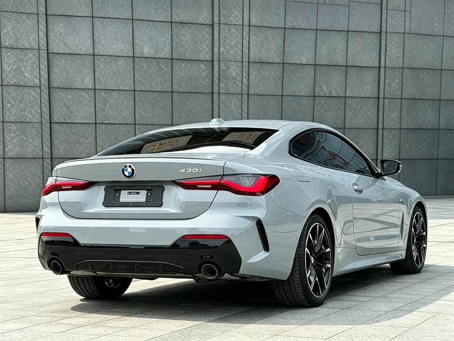 BMW 4 Series 2026 430i M Sport Night Package - zdjęcie 19