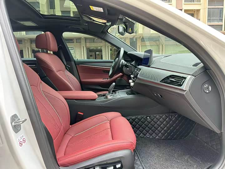 BMW 5 Series 2023 530Li Luxury M Sport - zdjęcie 16