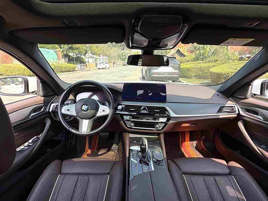 BMW 5 Series 2023 530Li Luxury M Sport - zdjęcie 6