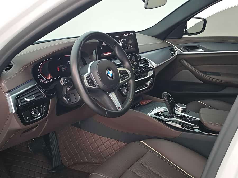BMW 5 Series 2023 530Li xDrive M Sport - zdjęcie 4