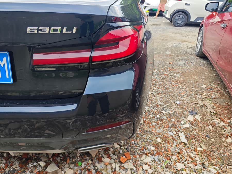 BMW 5 Series 2023 Facelift 530Li Leading Luxury Package - zdjęcie 15