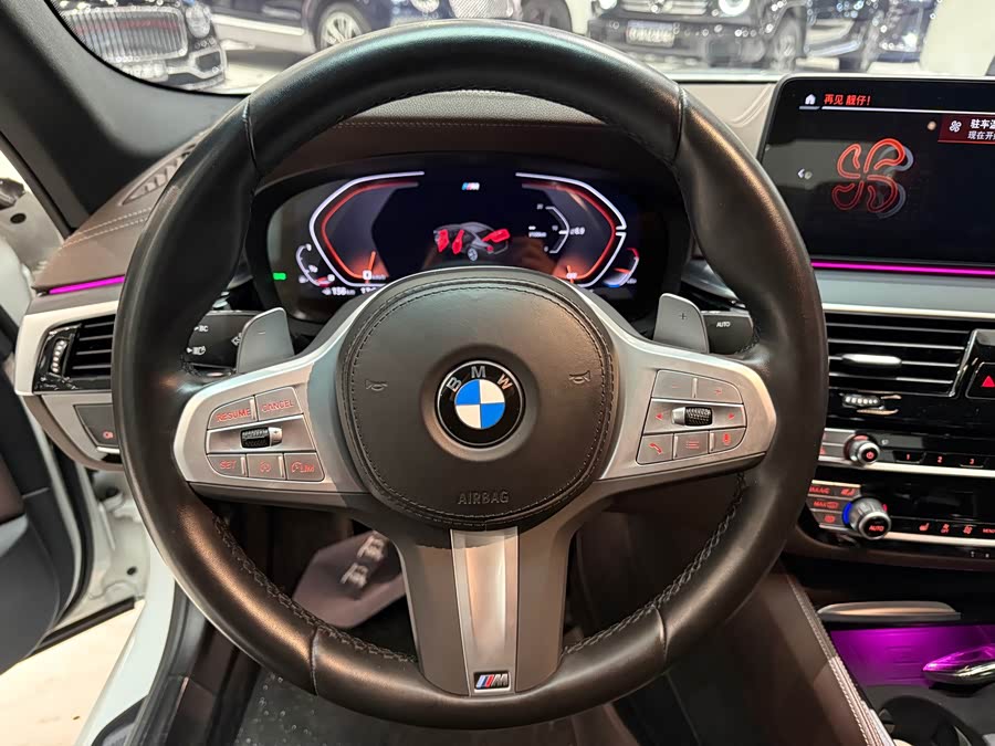 BMW 5 Series 2024 530Li Leading M Sport Package - zdjęcie 5
