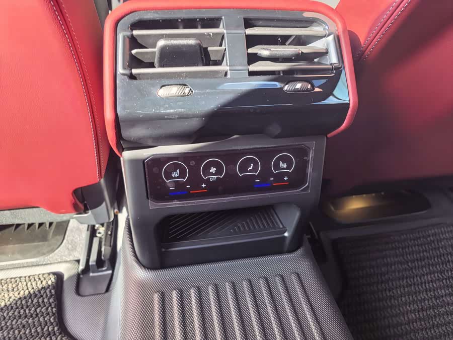 BMW 5 Series 2026 530Li Luxury M Sport - zdjęcie 11