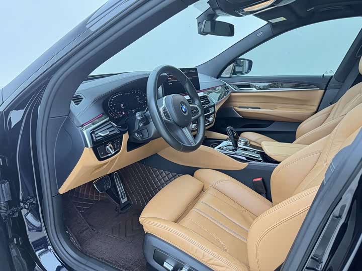 BMW 6 Series GT 2022 630i M Sport Package - zdjęcie 14