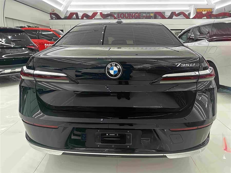 BMW 7 Series 2023 735Li Luxury Package - zdjęcie 20