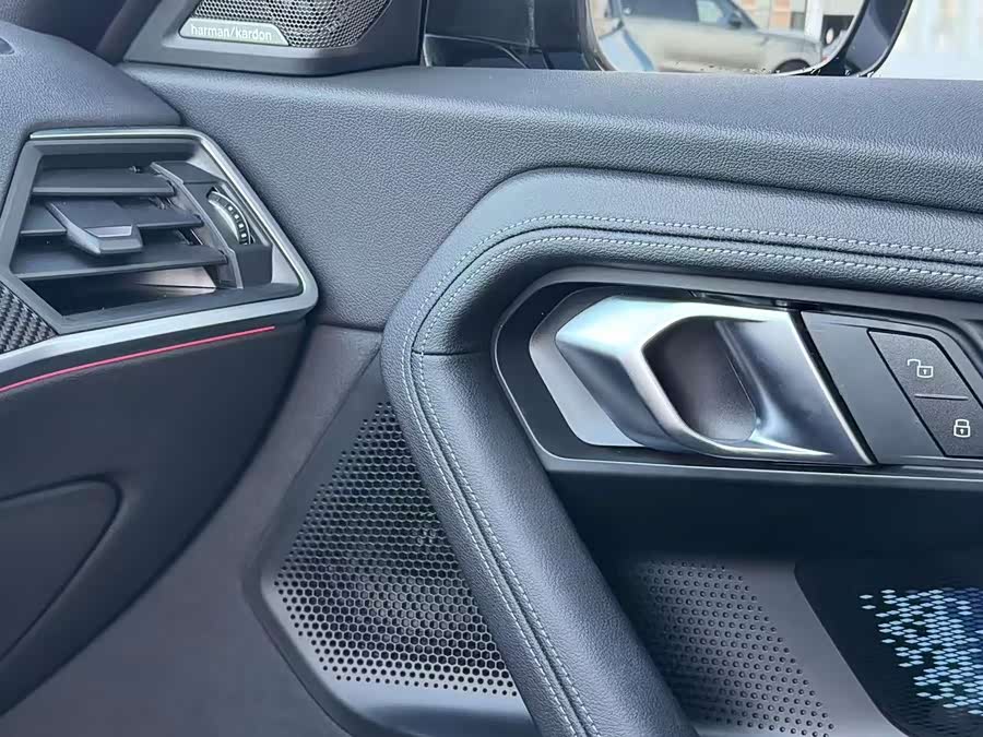 BMW M2 2023 - zdjęcie 11