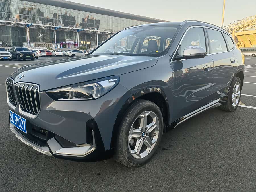 BMW X1 2023 sDrive20Li X Design Package - zdjęcie 1