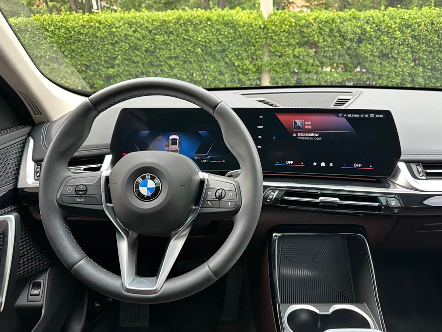 BMW X1 2023 sDrive20Li X Design Package - zdjęcie 12