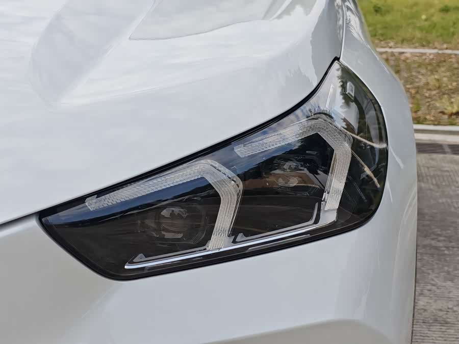 BMW X1 2023 sDrive20Li X Design Package - zdjęcie 12