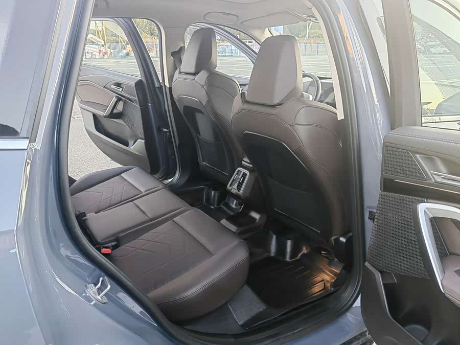 BMW X1 2023 sDrive20Li X Design Package - zdjęcie 16