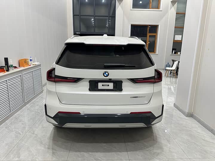 BMW X1 2023 sDrive20Li X Design Package - zdjęcie 18