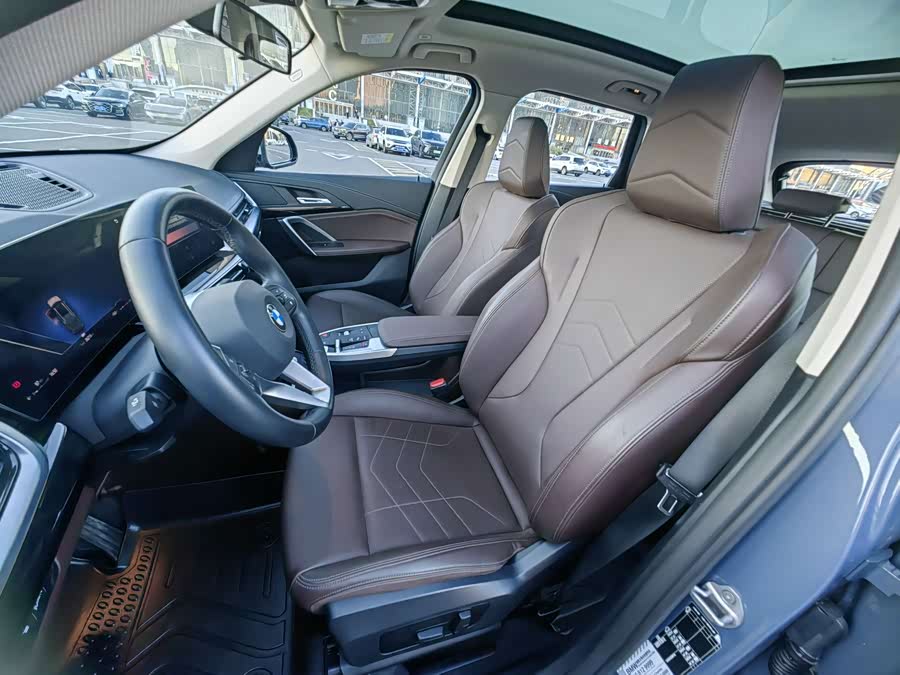 BMW X1 2023 sDrive20Li X Design Package - zdjęcie 18