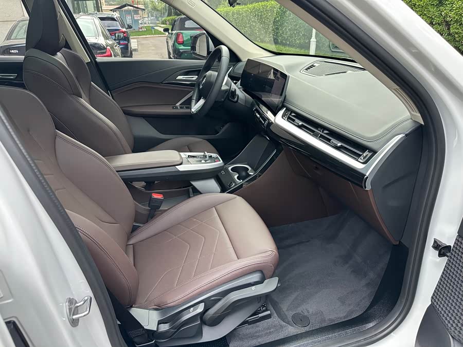 BMW X1 2023 sDrive20Li X Design Package - zdjęcie 20