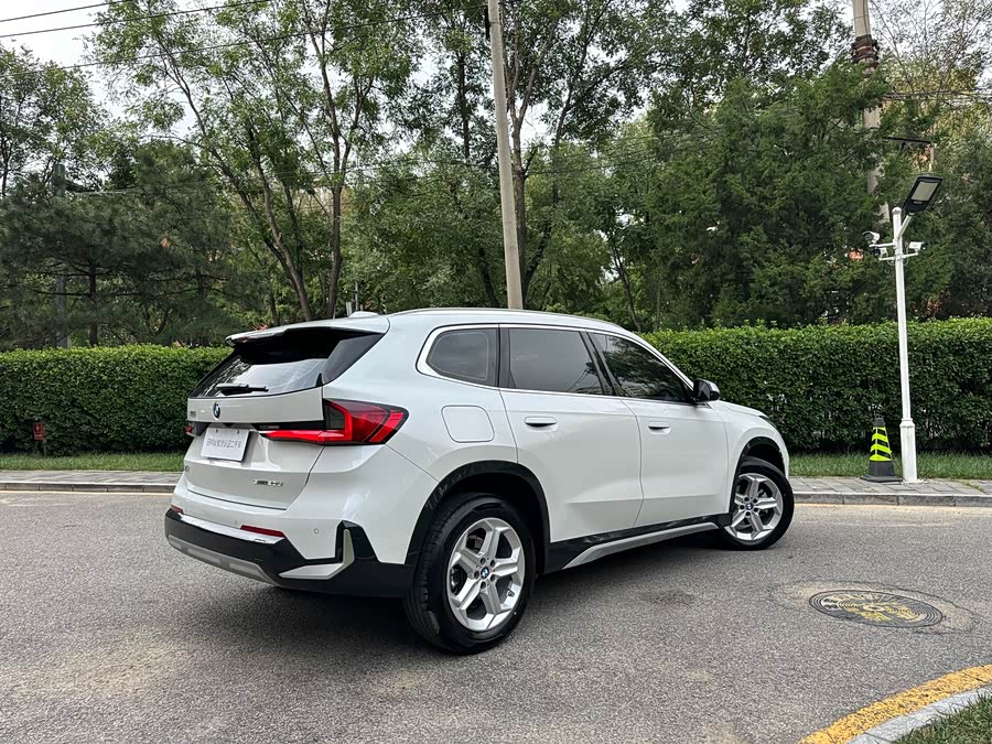 BMW X1 2023 sDrive20Li X Design Package - zdjęcie 5