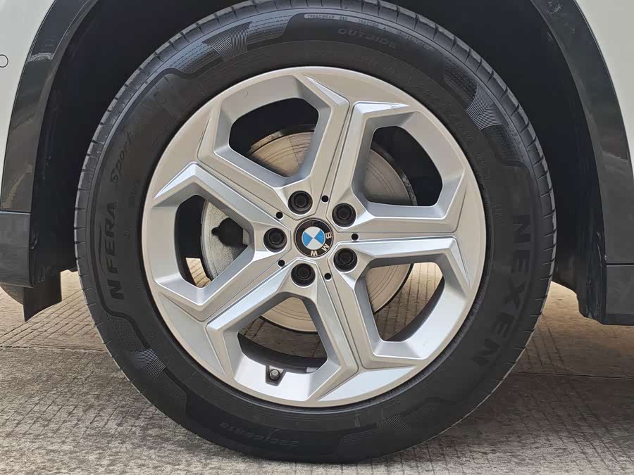 BMW X1 2023 sDrive20Li X Design Package - zdjęcie 9