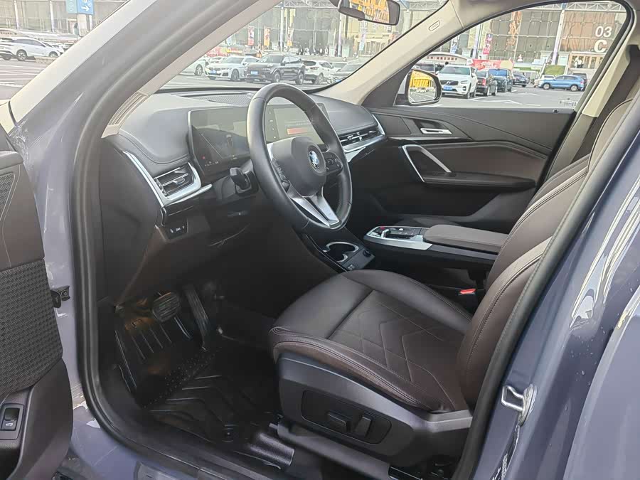 BMW X1 2023 sDrive20Li X Design Package - zdjęcie 10