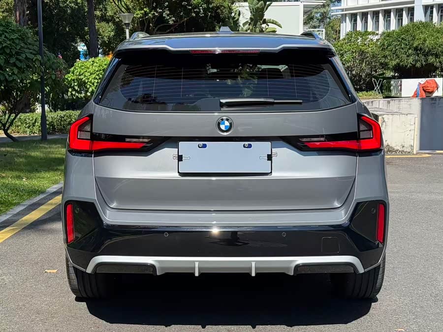 BMW X1 2023 sDrive25Li M Sport Package - zdjęcie 13