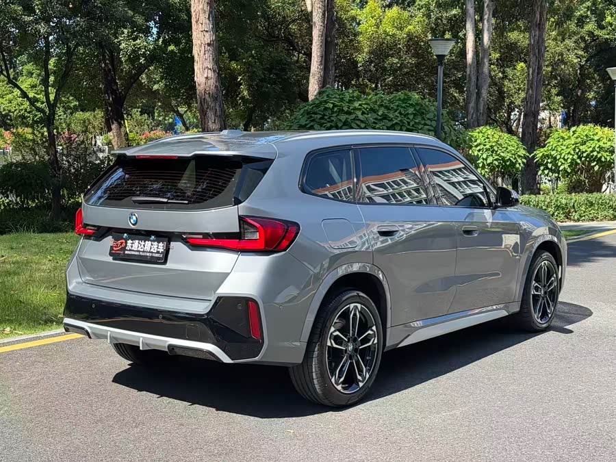 BMW X1 2023 sDrive25Li M Sport Package - zdjęcie 16
