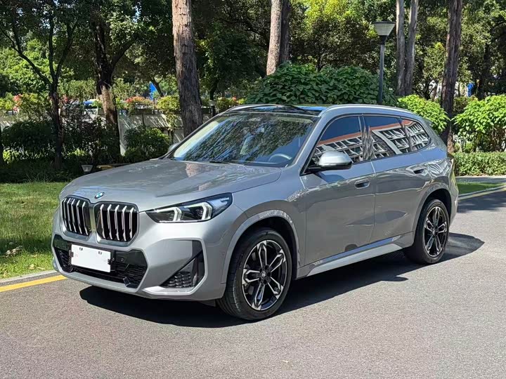 BMW X1 2023 sDrive25Li M Sport Package - zdjęcie 18