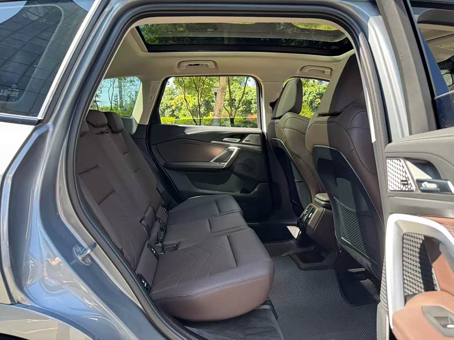 BMW X1 2023 sDrive25Li M Sport Package - zdjęcie 7