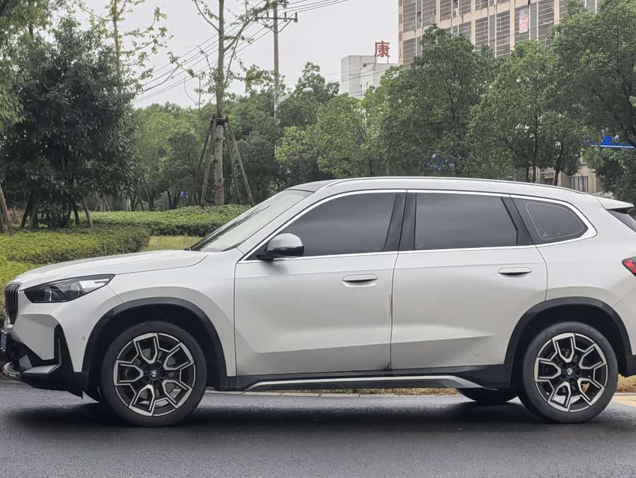 BMW X1 2023 xDrive25Li X Design Package - zdjęcie 5