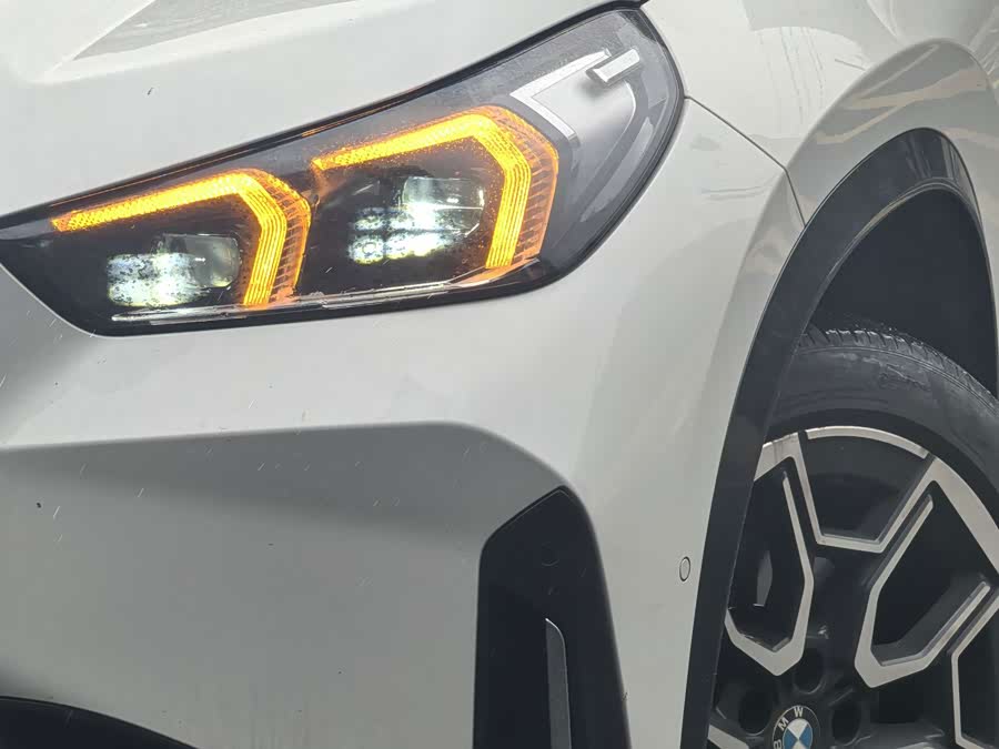 BMW X1 2023 xDrive25Li X Design Package - zdjęcie 9