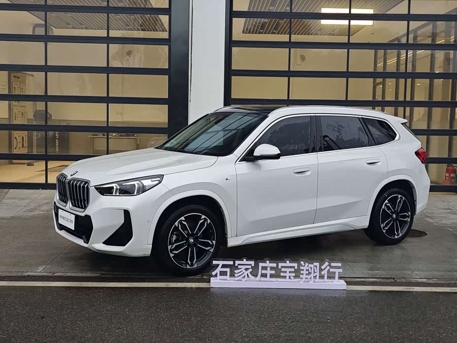 BMW X1 2024 sDrive25Li M Sport - zdjęcie 1
