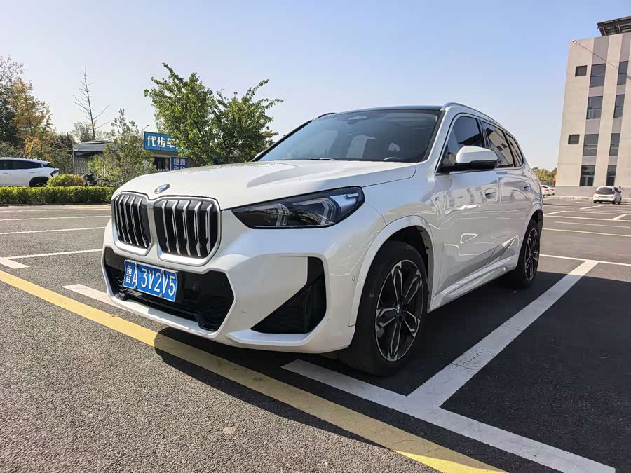 BMW X1 2024 sDrive25Li M Sport - zdjęcie 1
