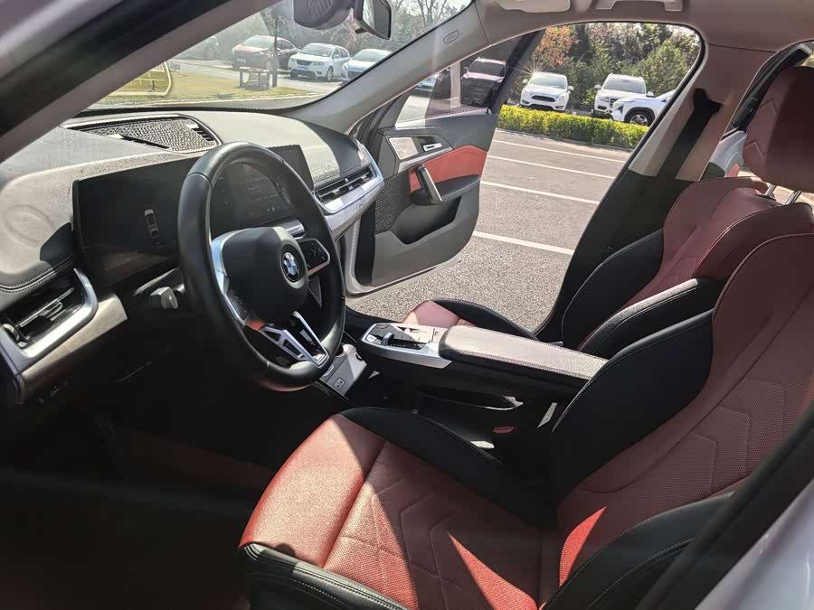 BMW X1 2024 sDrive25Li M Sport - zdjęcie 15