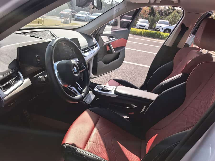BMW X1 2024 sDrive25Li M Sport - zdjęcie 16