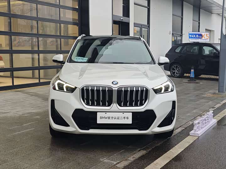 BMW X1 2024 sDrive25Li M Sport - zdjęcie 19