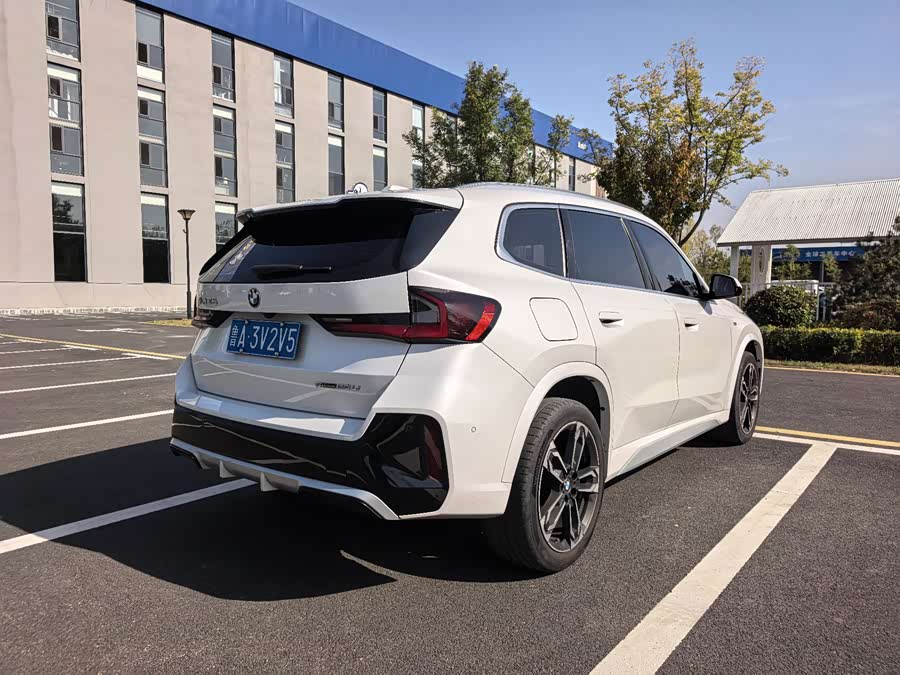 BMW X1 2024 sDrive25Li M Sport - zdjęcie 5