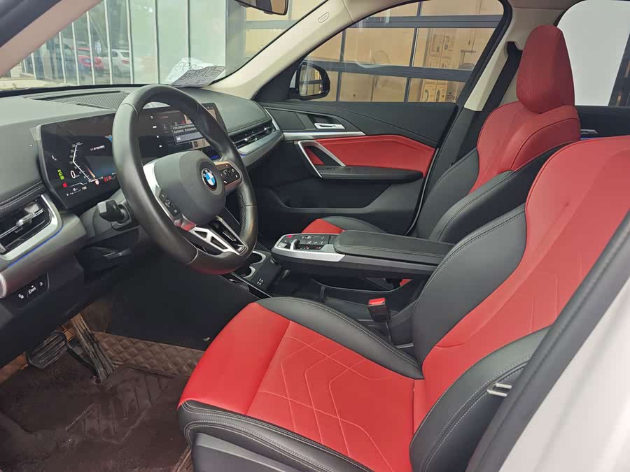 BMW X1 2024 sDrive25Li M Sport - zdjęcie 9