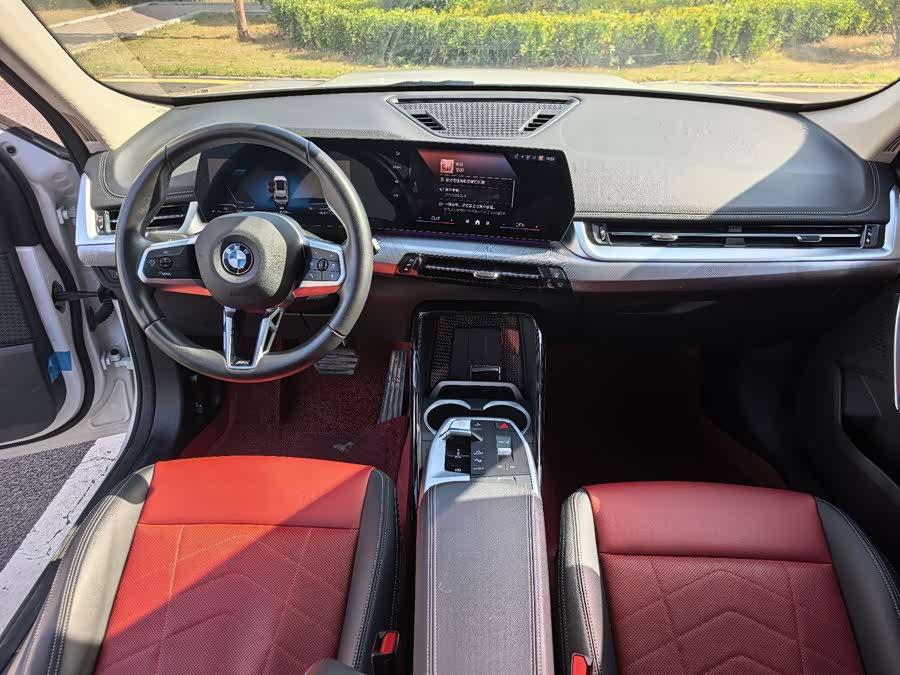 BMW X1 2024 sDrive25Li M Sport - zdjęcie 9