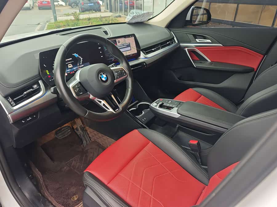 BMW X1 2024 sDrive25Li M Sport - zdjęcie 10