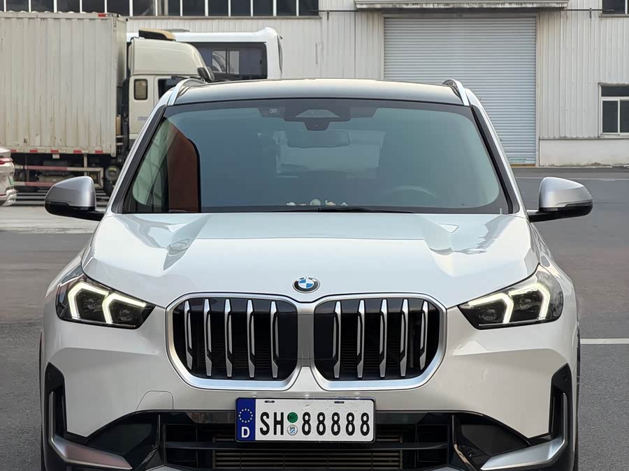BMW X1 2024 sDrive25Li X Design Package - zdjęcie 2