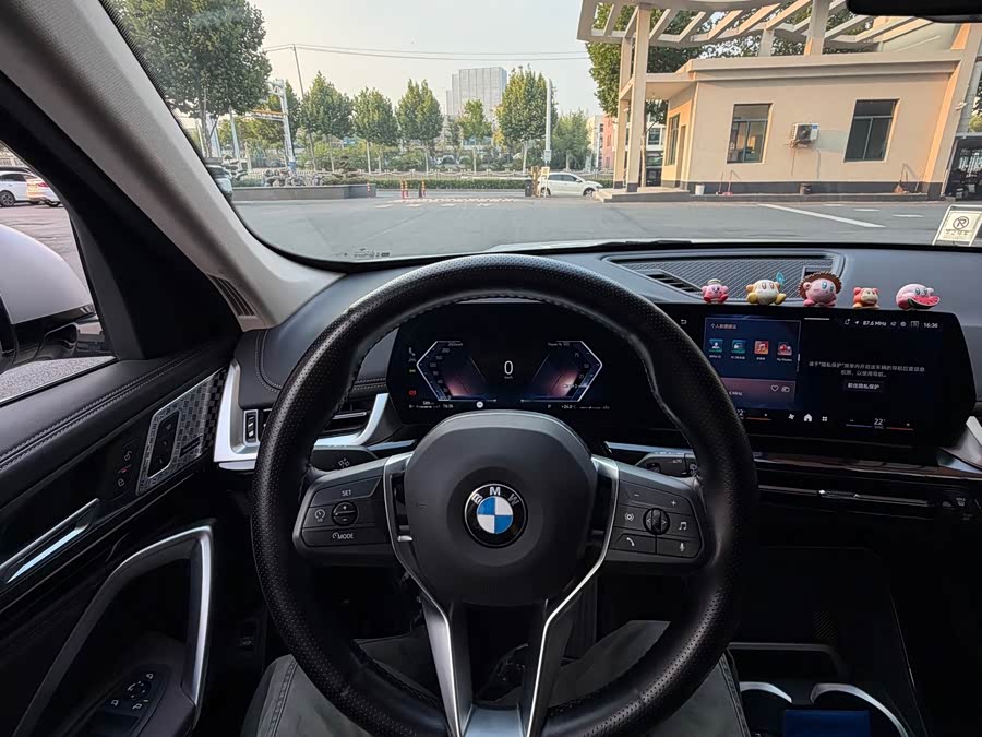 BMW X1 2024 sDrive25Li X Design Package - zdjęcie 11