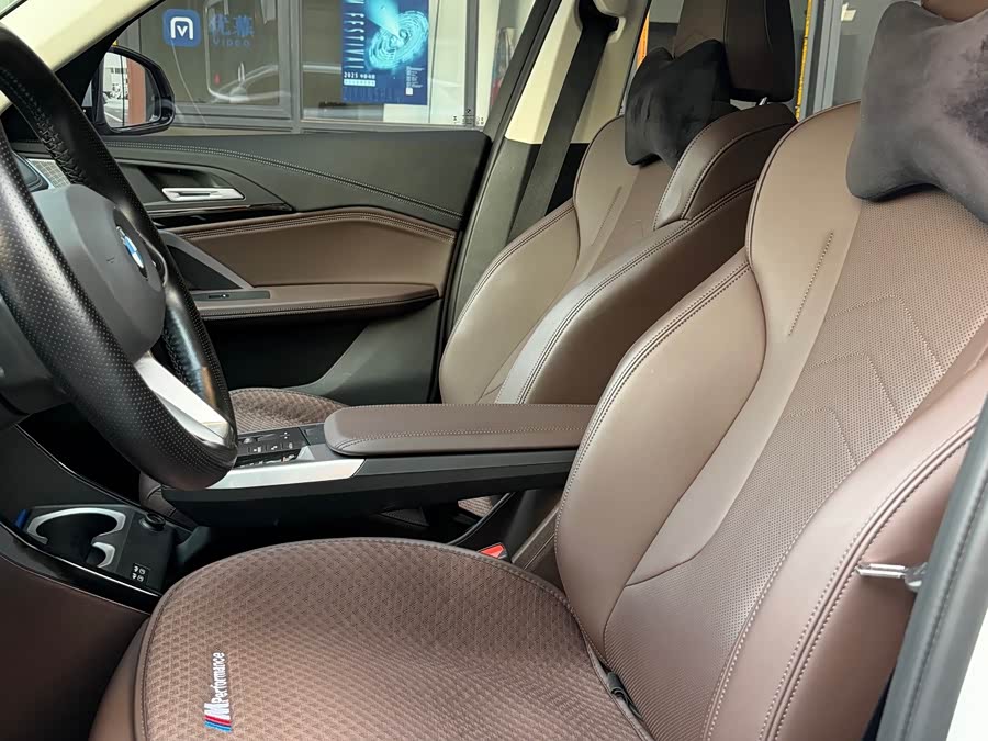 BMW X1 2024 sDrive25Li X Design Package - zdjęcie 7