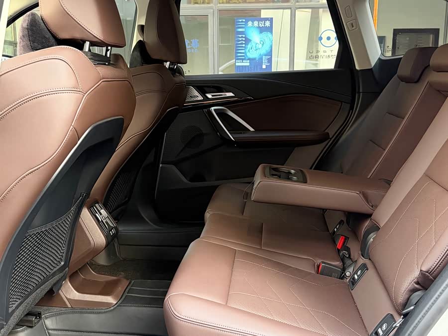 BMW X1 2024 sDrive25Li X Design Package - zdjęcie 8