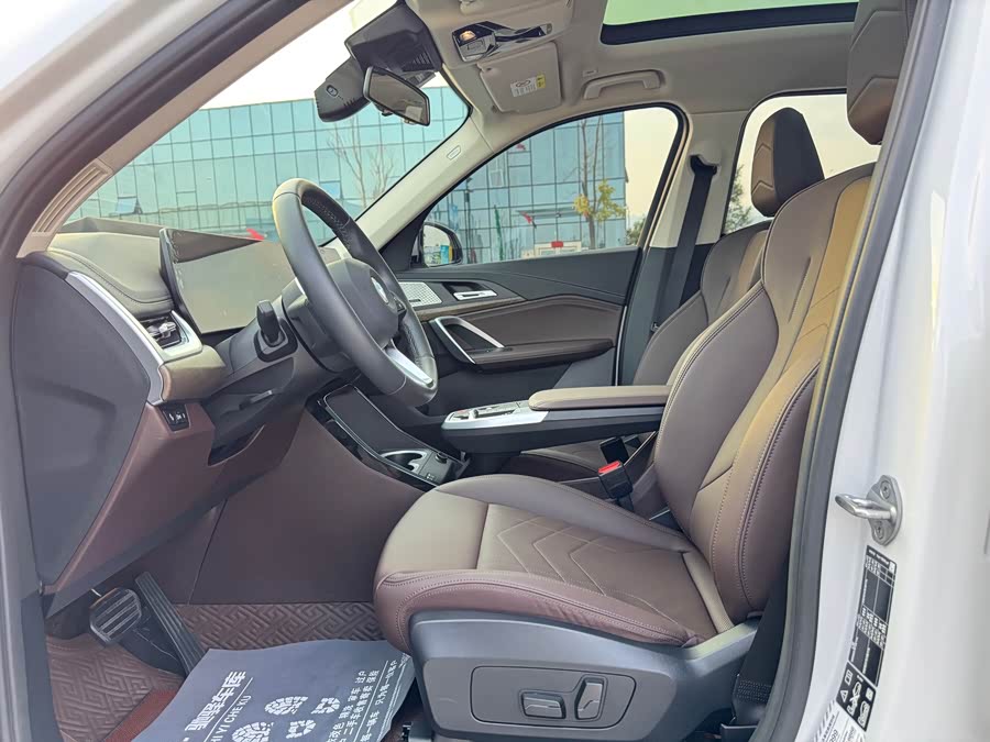 BMW X1 2024 xDrive25Li X Design - zdjęcie 10