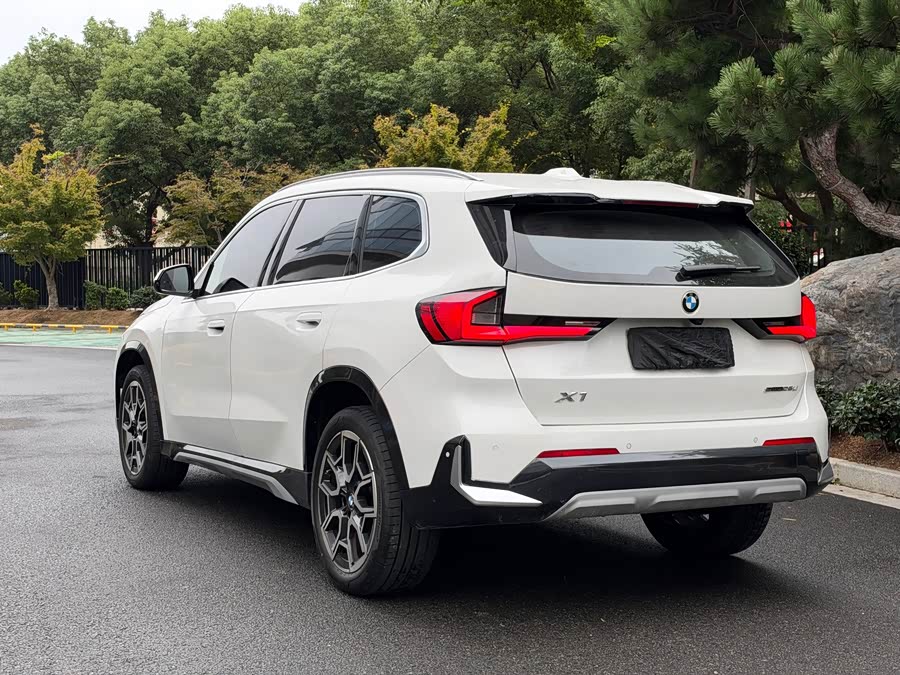 BMW X1 2025 sDrive25Li M Sport Package - zdjęcie 16